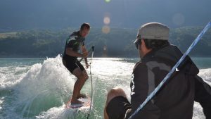 Wakeboard, wakesurf et ski nautique au lac de Monteynard en Isère