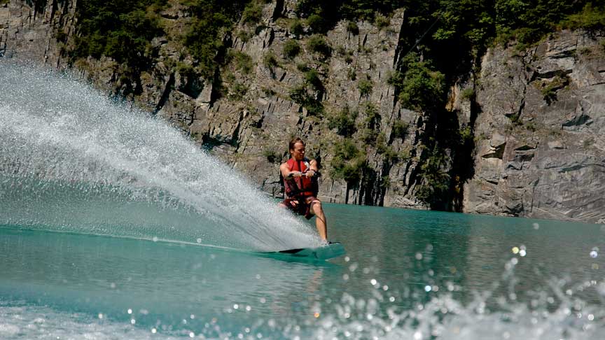 Wakeboard Lac de Monteynard - Grenoble - Wakeiteasy